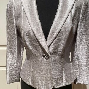 Brand new Designer KAY UNGER Shimmering Silver Blazer